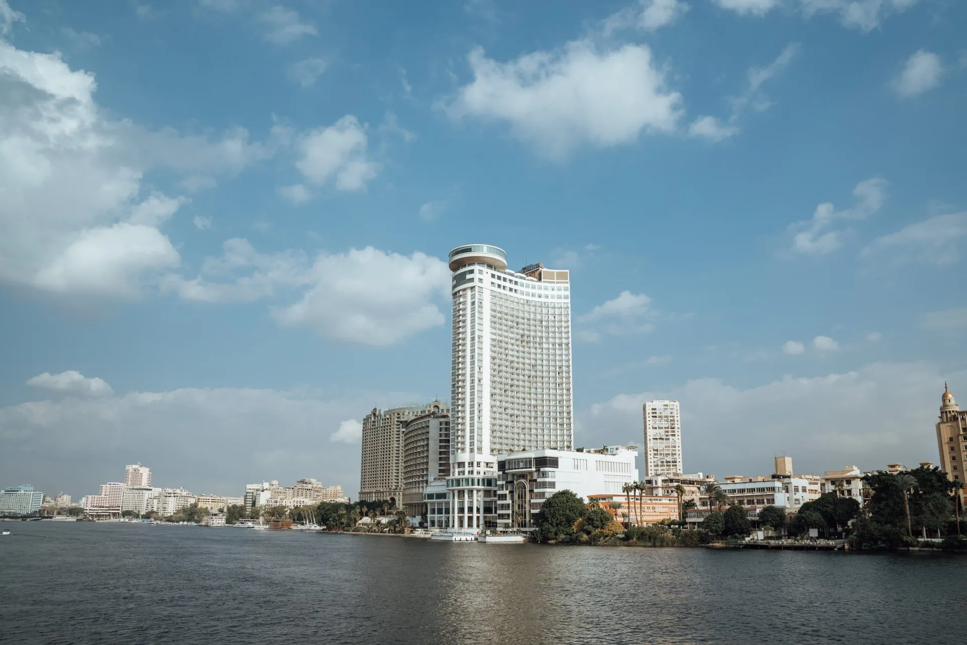 فندق جراند نايل تاورGrand Nile Tower Hotel 